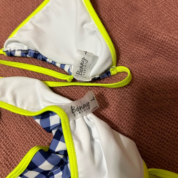 Gingham bikini - Picture 2 of 4